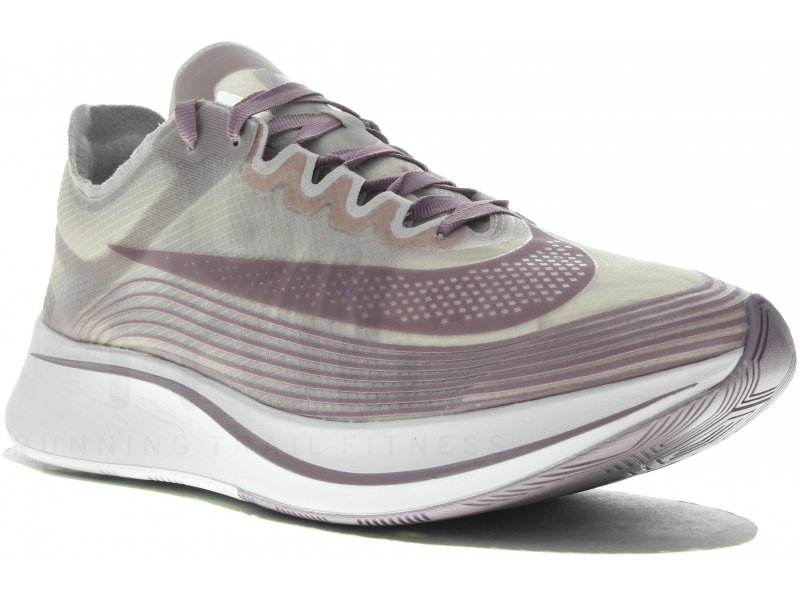 nike zoom fly sp fast sizing